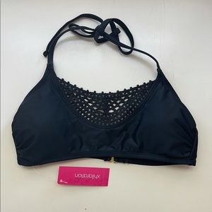 Medium target swimsuit top NWT